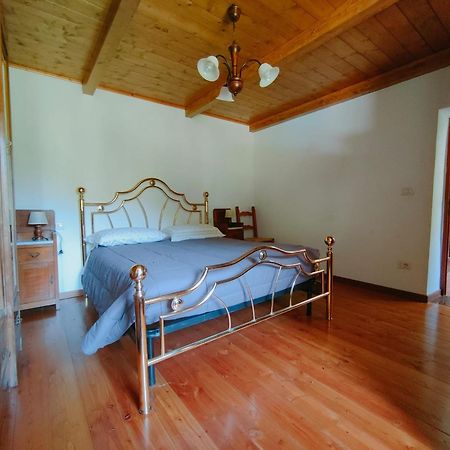 Casa Vacanze Il Boscaccio "Casa Serena" Fornovolasco Exterior foto