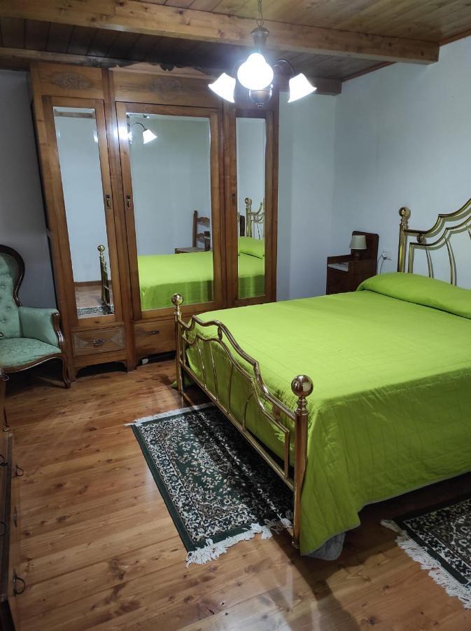 Casa Vacanze Il Boscaccio "Casa Serena" Fornovolasco Exterior foto
