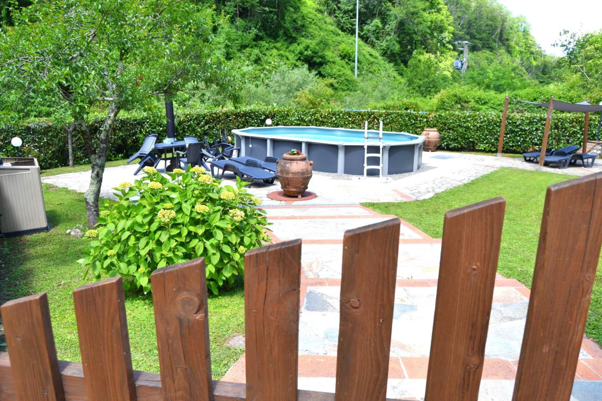 Casa Vacanze Il Boscaccio "Casa Serena" Fornovolasco Exterior foto