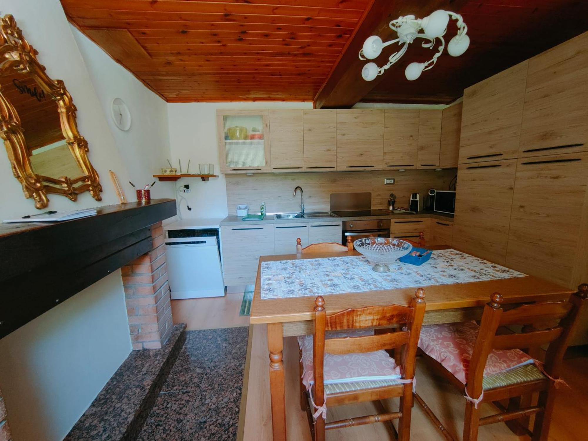 Casa Vacanze Il Boscaccio "Casa Serena" Fornovolasco Exterior foto